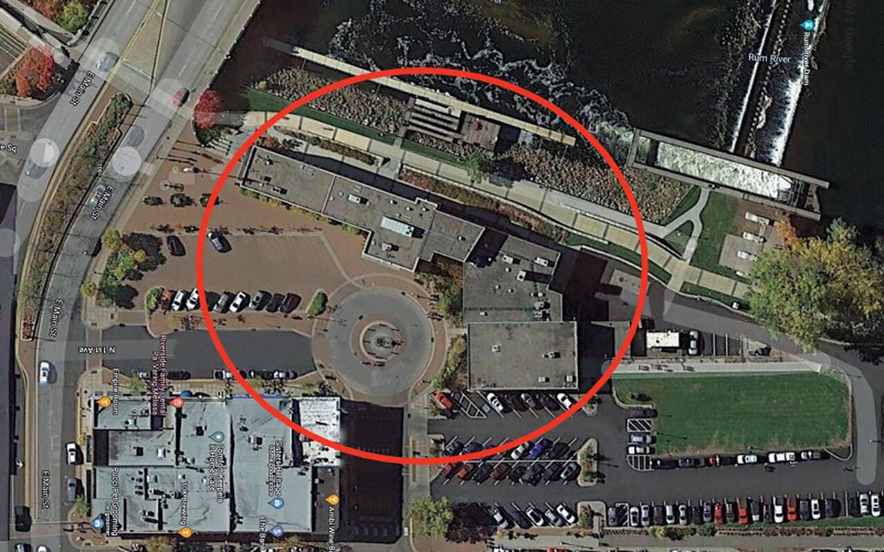 google maps screenshot of the Anoka city hall